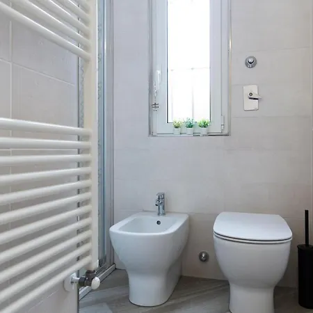 Mezzofanti - Tre Ponti Apartament