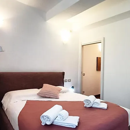 Sahi - Jannacci - 2 Bedrooms, Arena, Chinatown דירה *