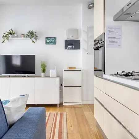 דירה Comfy And Central