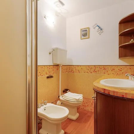 Lio's House Porta Venezia! Διαμέρισμα *