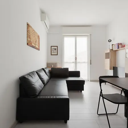 Apartment With Balcony -bisceglie Red Line Subway *