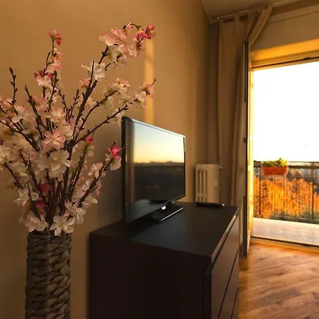 Sunny & Updated Flat With Panoramic View 50m From M4 Stop * Милан