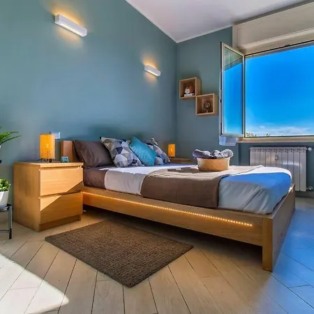 Charmy & Cozy Panoramic Flat 50m From M4 Stop Apartamento Milão