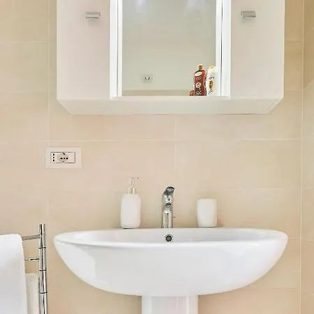 Apartment Postumia Joy - Sansiro Stadium - San Carlo Hospital *