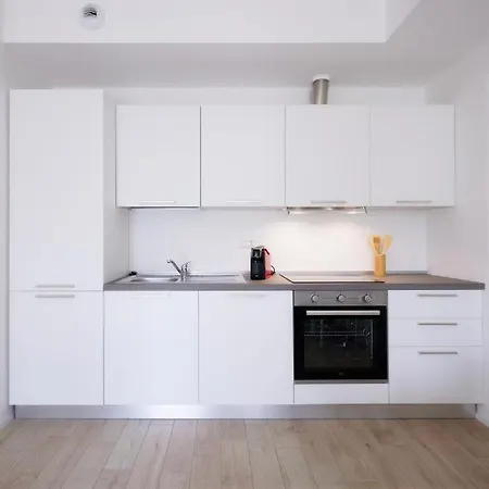 Postumia Joy - Sansiro Stadium - San Carlo Hospital Apartment