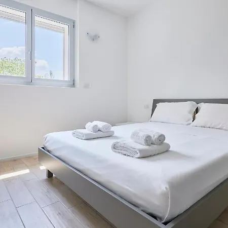 Postumia Joy - Sansiro Stadium - San Carlo Hospital Apartment