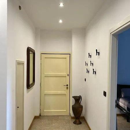 Buenos Aires Urban Escape - Metro & Self-checkin Apartment