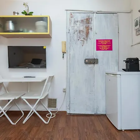 Apartment I Host - Mortara 4 *