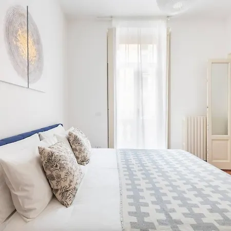 Apartamento Bocconi 2 In Stile Corte Milanese *