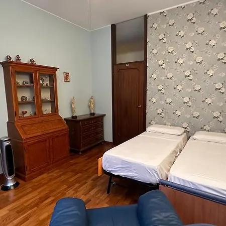 Dehomes - Two Bedrooms, Terrace, Wi-fi, Tram To Centre & Rho Fiera