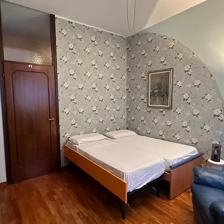 Dehomes - Two Bedrooms, Terrace, Wi-fi, Tram To Centre & Rho Fiera * Milan