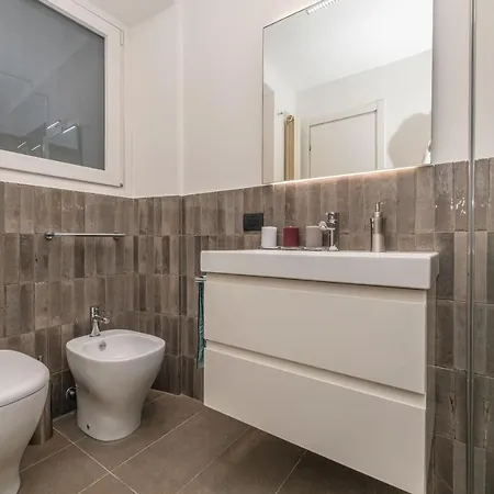 Design In Navigli Area! Apartamento Milão