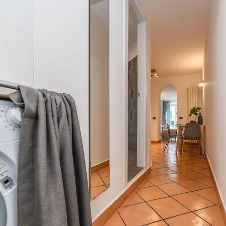 Design In Navigli Area! Apartamento *