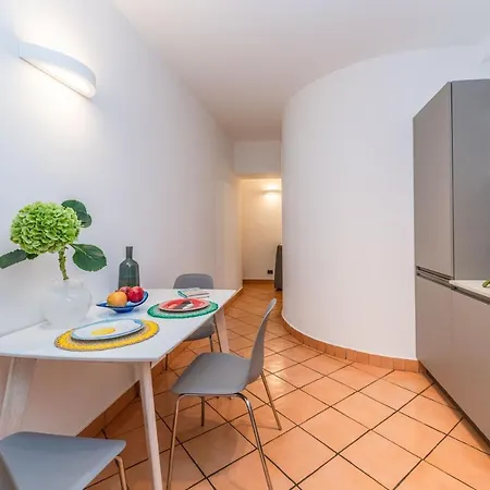 Apartamento Design In Navigli Area! Milão