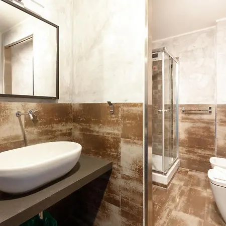 Guesthost - Vigentino Loft With Terrace