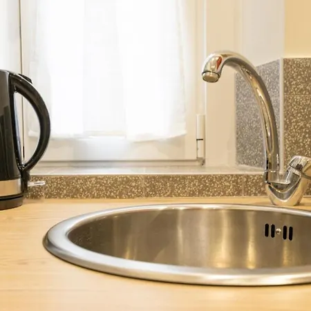 The Italian Design - 10 Minutes To Duomo ميلان