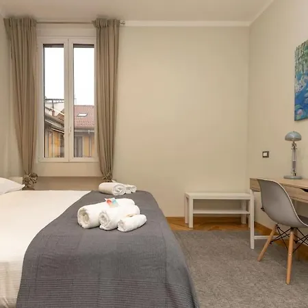 The Italian Design - 10 Minutes To Duomo ميلان