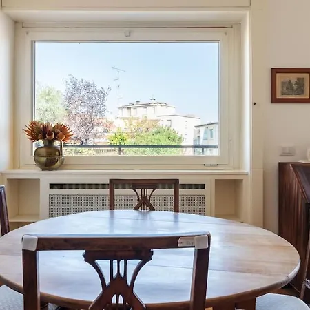 Appartamento Elegante Bilocale San Calocero *