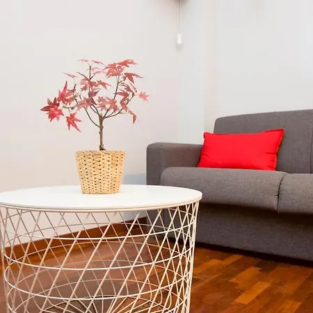Apartment Naviglio Grande - Duomo In 15 Minuti Milan