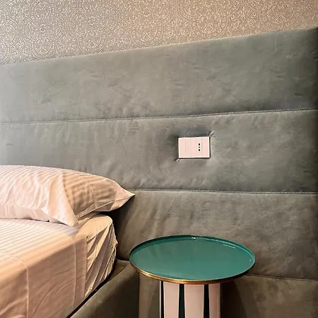 Yls Luxury Appartement Milaan