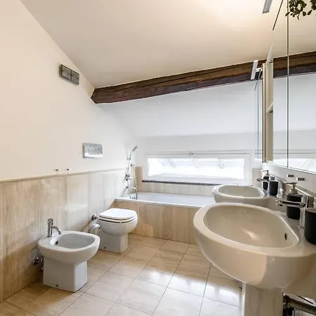 Apartment Buenos Aires' Nest - 10 Minutes From Duomo With Terrace Milan