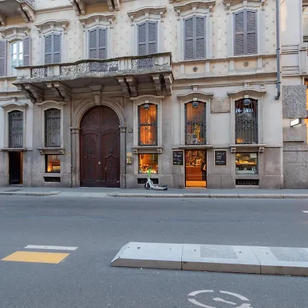 Duomo And Downtown شقة *