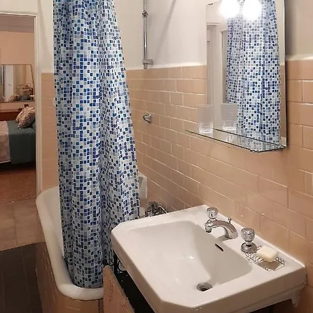 Cozy One Bedroom Close To Navigli And Tortona *