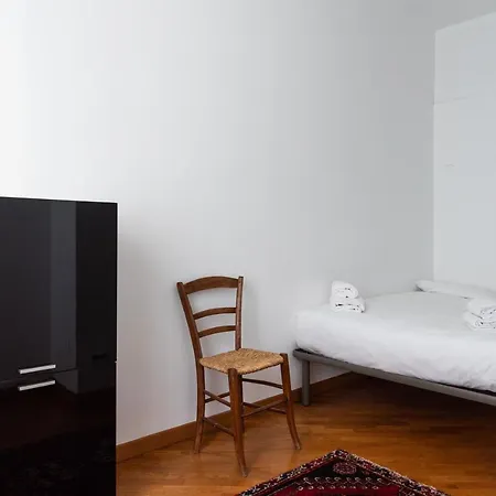 Casa Leonardo Da Vinci - 10 Minuti Dal Duomo *