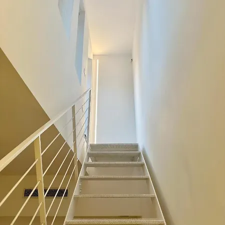 Апартаменты Loft6 By Serra Di Quartiere