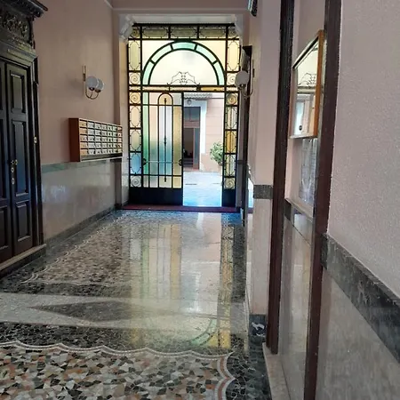Martina, Silenzioso A 100 Metri Dalla Metropolitana Apartment