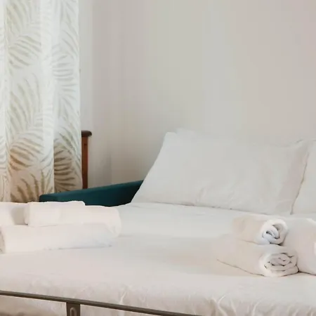 Cozy Retreat In Plinio Street מילאנו