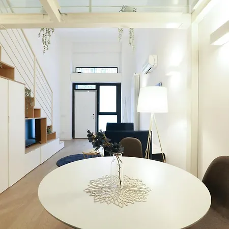 Primopiano - Aragona Flats Daire Milano