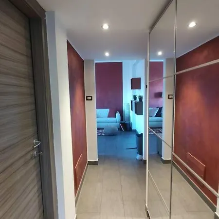 Bilocale Luminoso E Accogliente Zona Marche Apartment