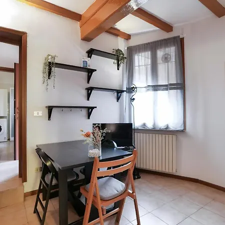 Primopiano - Colonne C * Milano