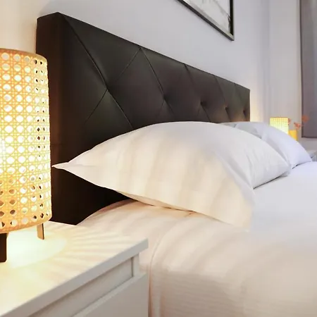 Primopiano - Colonne C * Milano