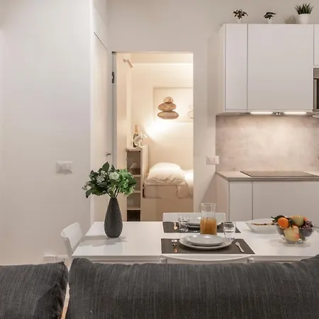 Monte Nero, 62 - Comodo E In Posizione