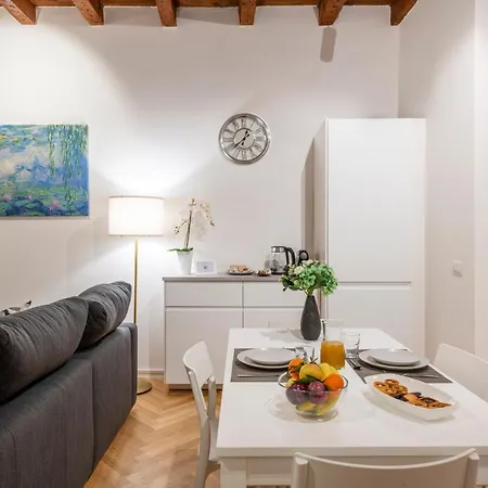 Monte Nero, 62 - Comodo E In Posizione 아파트 *