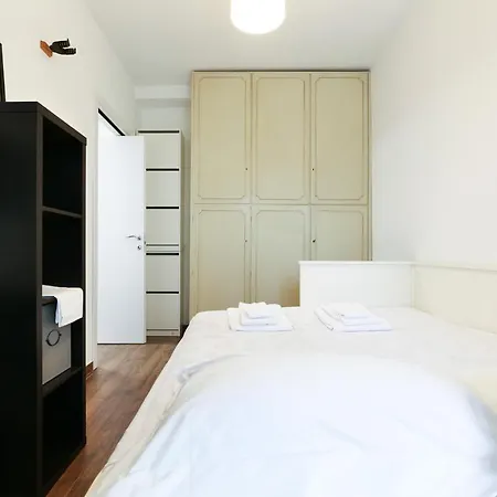 Mila Battista Милан