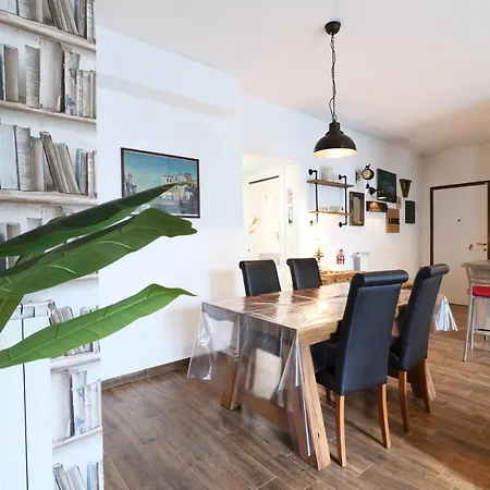 Apartment Mila Battista Milan