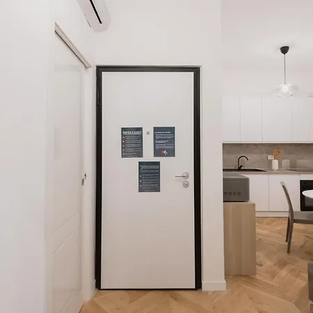 Lejlighed Easylife – Oasi Di Stile A 10min Dal Duomo *