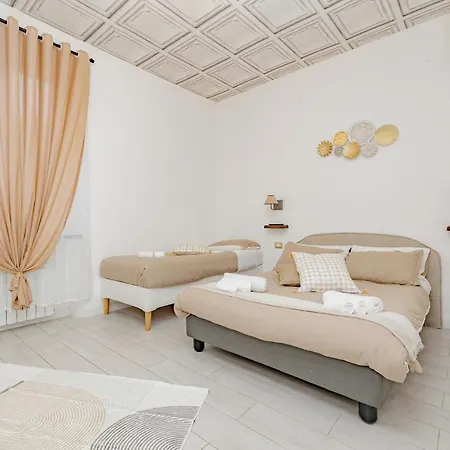 Apartment Central-station Luxury Appartament Milan