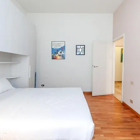 Double In The Center - 20 Min Walk From Duomo מלון