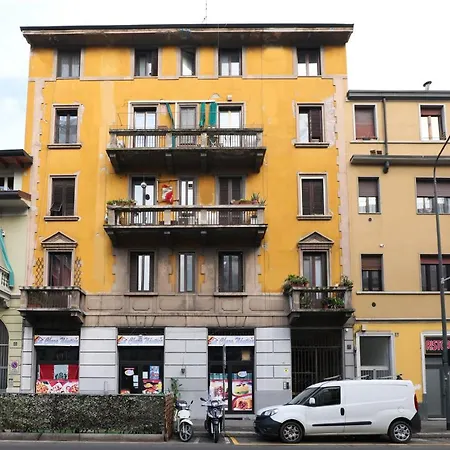 Primopiano - Giacosa * ミラノ