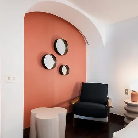 Relstay - Montenapoleone Apartmán