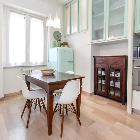 Double In The Center - 20 Min Walk From Duomo Hotell