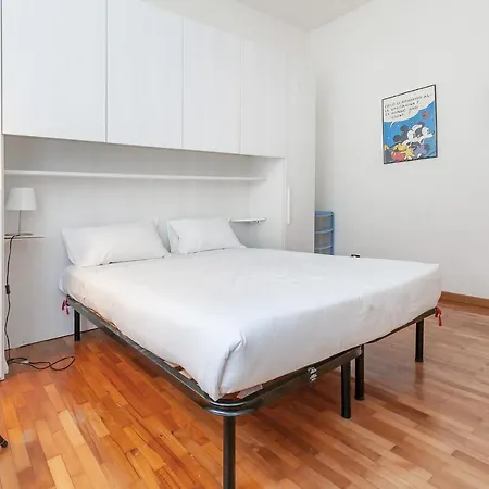 Double In The Center - 20 Min Walk From Duomo Отель *