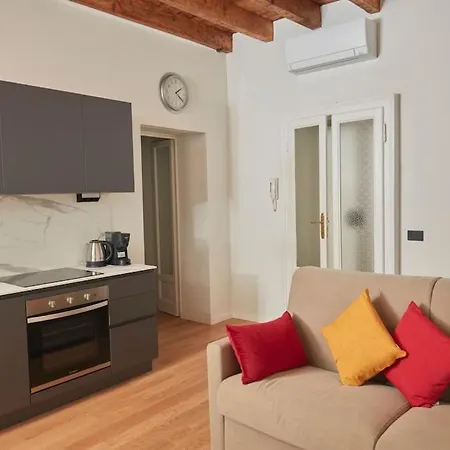 Casa Ortica, Three-room Citta Studi/politecnico/besta 20 Min Duomo Apartment Milan