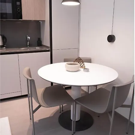 Exclusive Retreat Few Steps From Duomo - 1 شقة