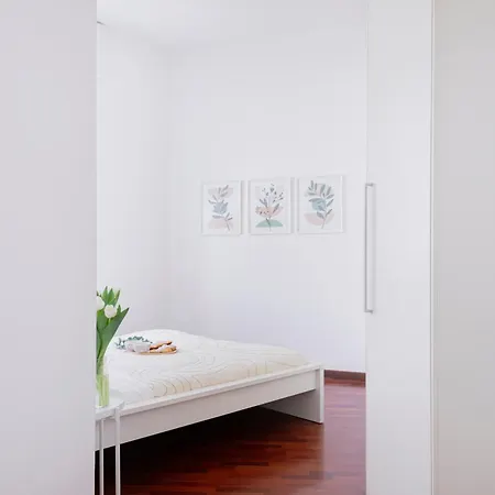 Stylish And Cozy Close To Naviglio *