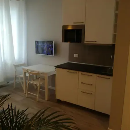 Mm3/repubblica A 5 Minuti Dal Duomo 아파트 *